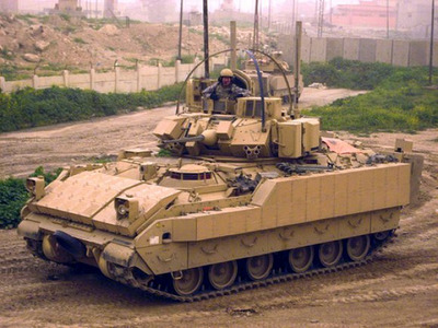 M2A4 Bradley на Pentagonus