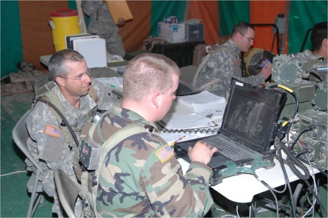 Пункт управления одного из батальонов 4 мд армии США (Ирак 2003 год)