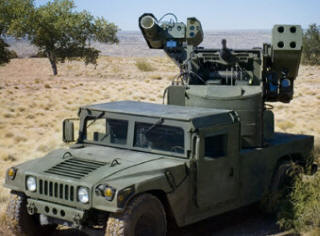 Laser Avenger на базе бронемашины Humvee